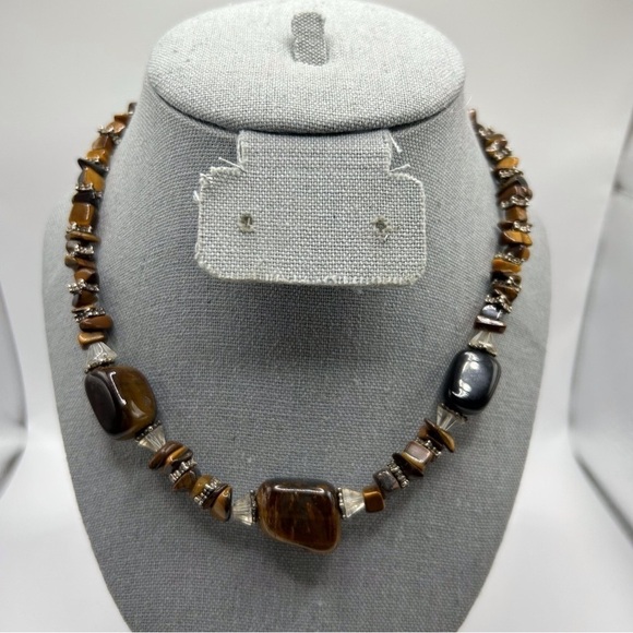 Genuine Tiger's Eye Genuine Stone Beaded Necklace with Silver Tone Spacers 17" - Picture 2 of 11